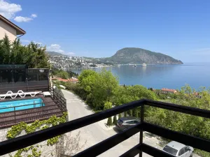 Отель Прилив, Гурзуф, Набережная Пушкина,19