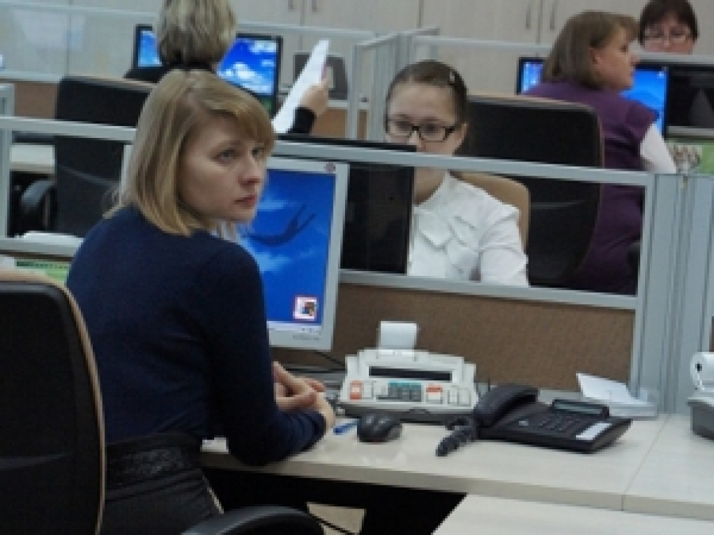 В России участились случаи, когда руководители компаний предлагают сотрудникам оформлять кредиты на личные нужды, а потом их тратят на цели предприятия.
