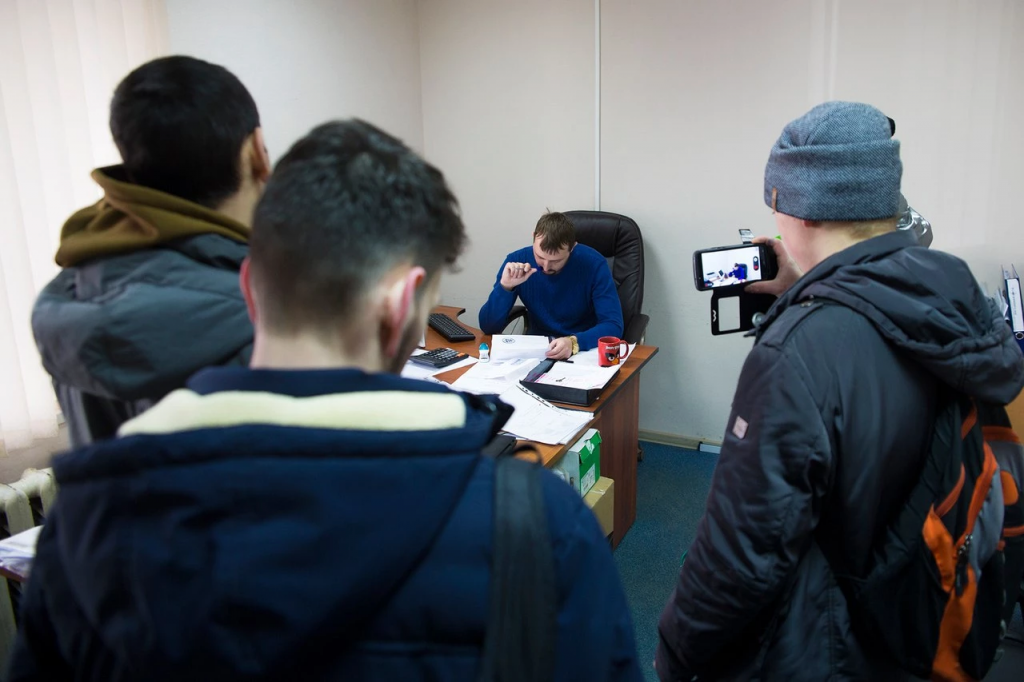 Новое дело Сетей Солидарности в Иркутске: ООО "Исток Строй" кинул на деньги 26 работников