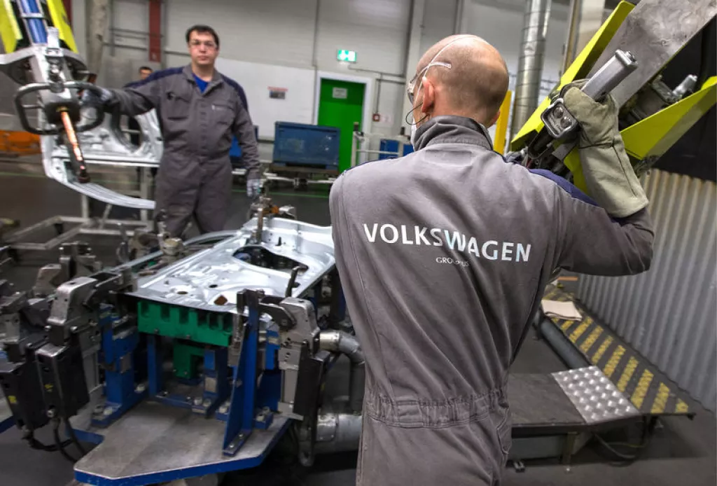 Калужский "Фольксваген" бастует по-итальянски