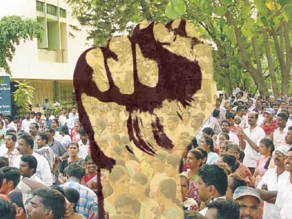 Индия: за массовые увольнения - смерть