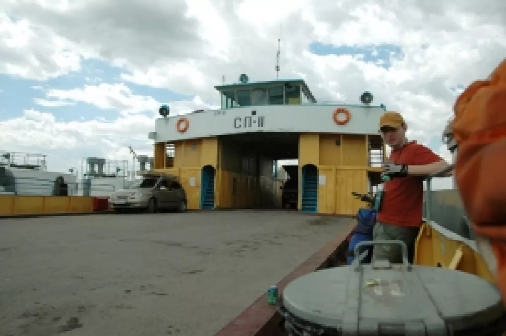 Экипажи паромных переправ готовят забастовку