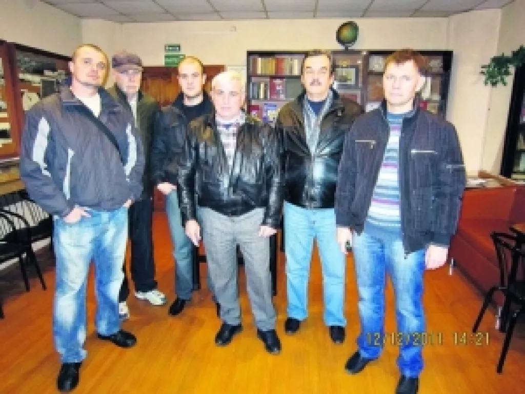 Украинских моряков побили и выбросили с танкера за то, что потребовали зарплату